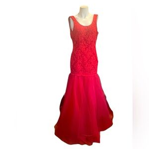 Maxi Mira Hashem Elegant Red Lace Sleeveless Dress